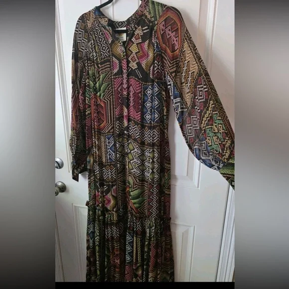 FARM Rio Rauti Maxi Dress XS Multi Abstract Tiered Long Sleeve, No Belt - Picture 4 of 13